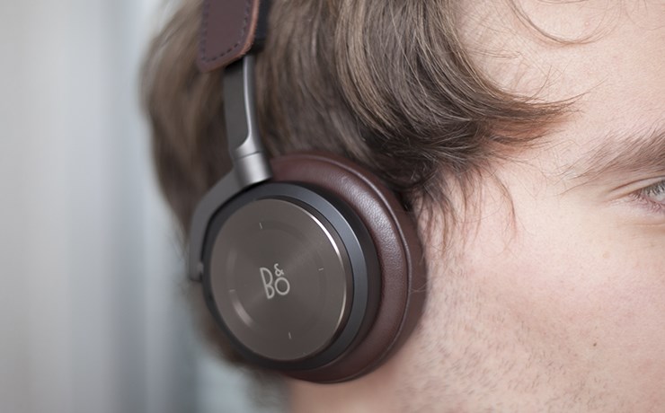 Bang-&-Olufsen-BeoPlay-H8-8 recenzija test (16).jpg